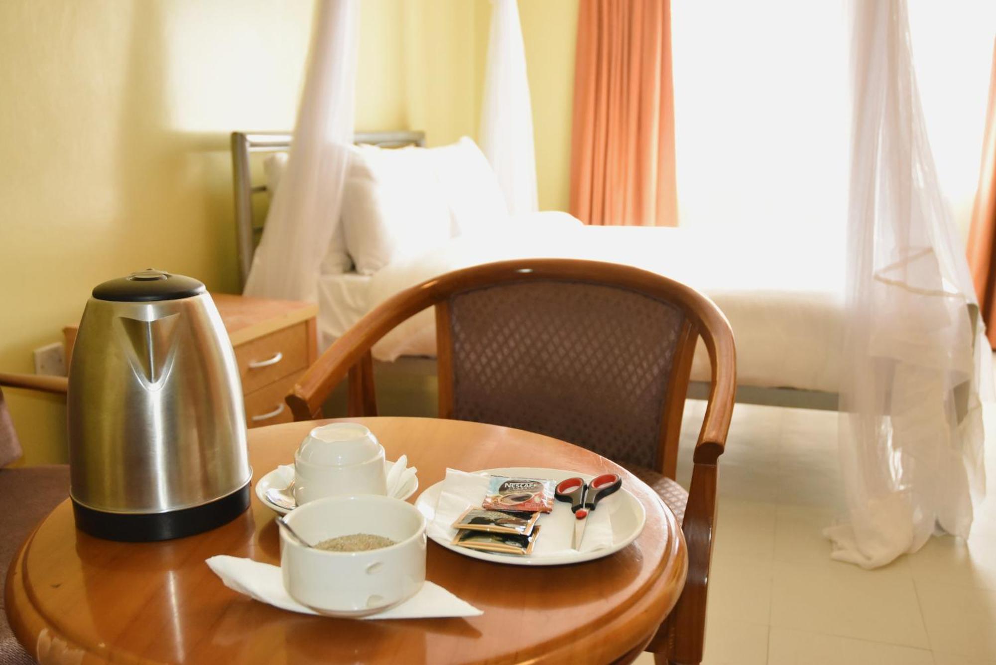 Wagon Wheel Hotel Eldoret Exterior foto