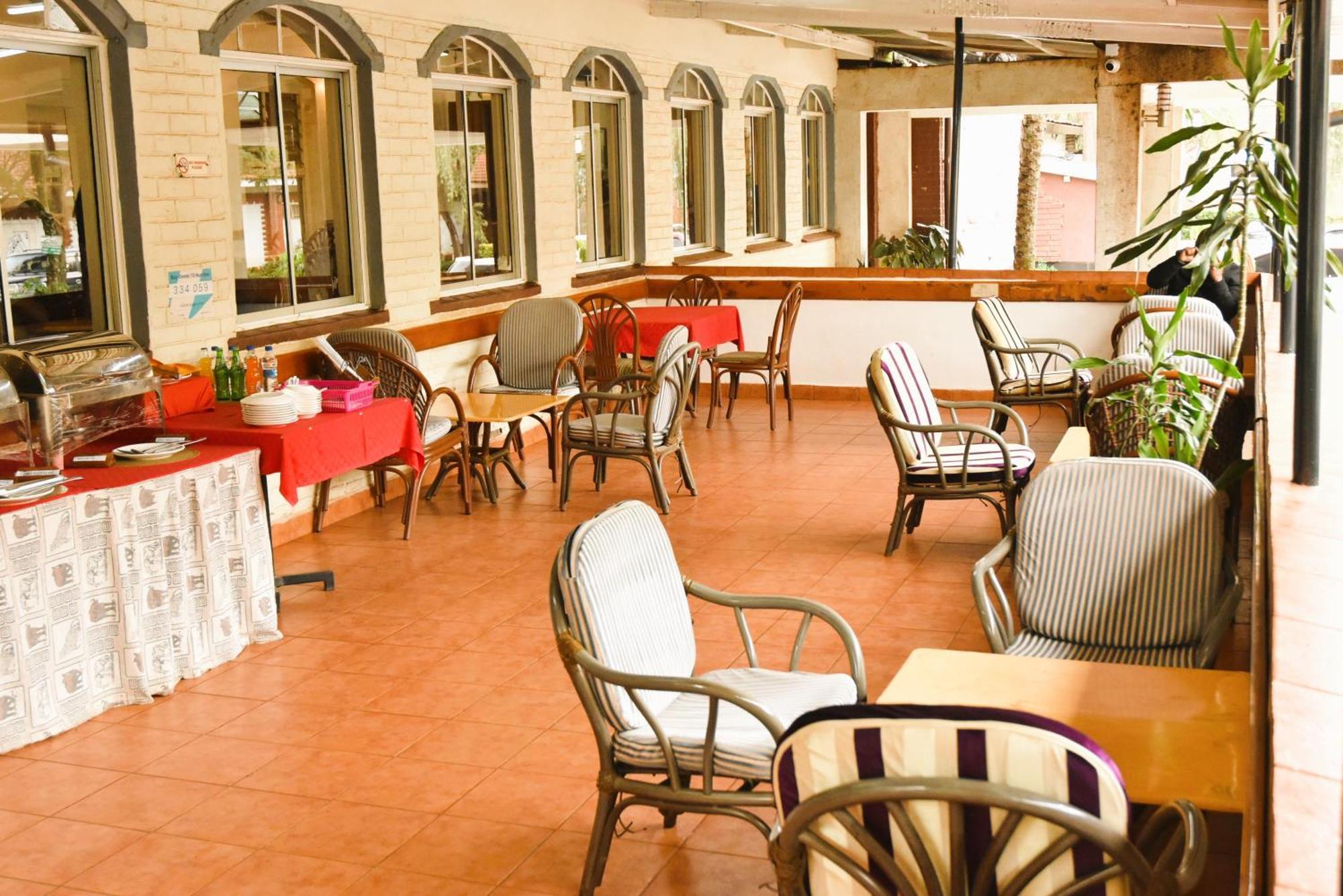 Wagon Wheel Hotel Eldoret Exterior foto