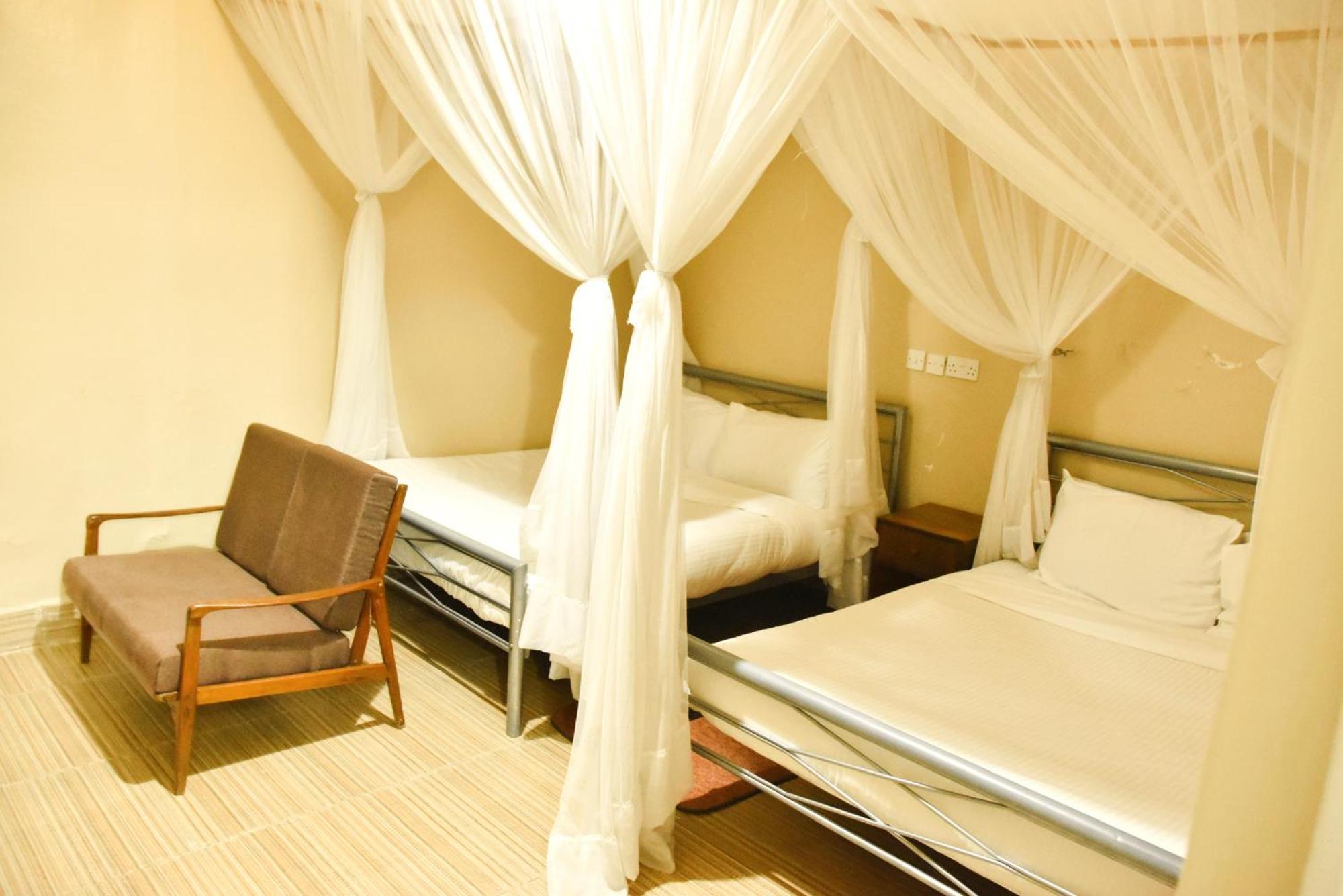 Wagon Wheel Hotel Eldoret Exterior foto