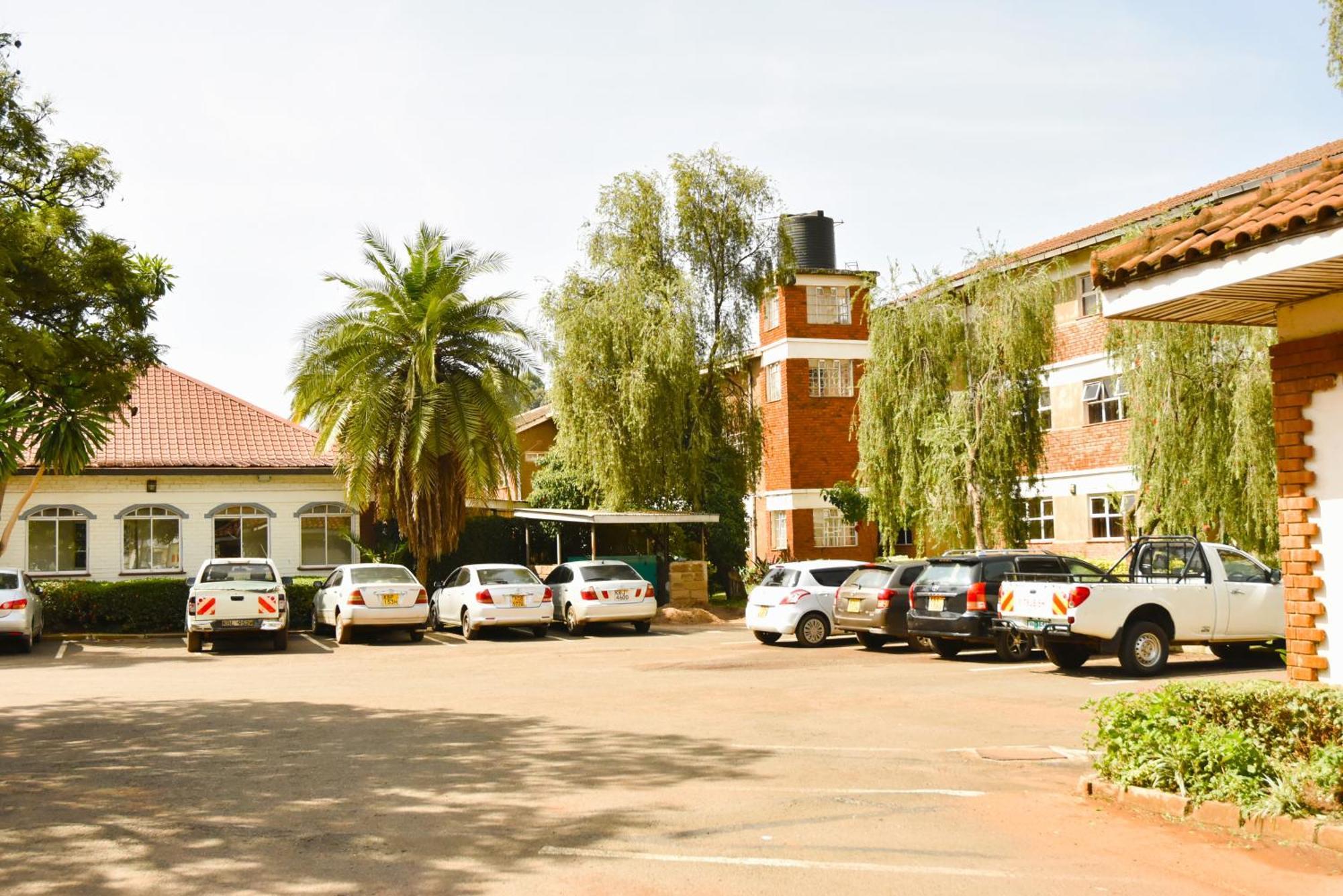 Wagon Wheel Hotel Eldoret Exterior foto